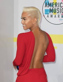 Ama 2017, i look più sexy 2