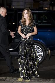 Kate Middleton raggiante al Portrait Gala 2