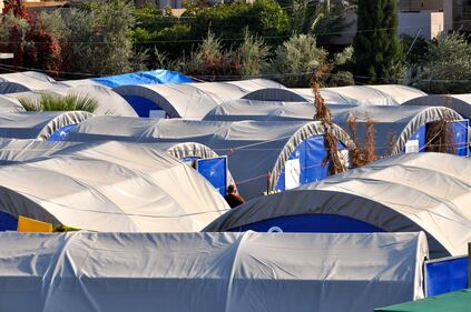 La tendopoli cristiana ad Erbil in Kurdistan nella chiesa di Sant'Elia 