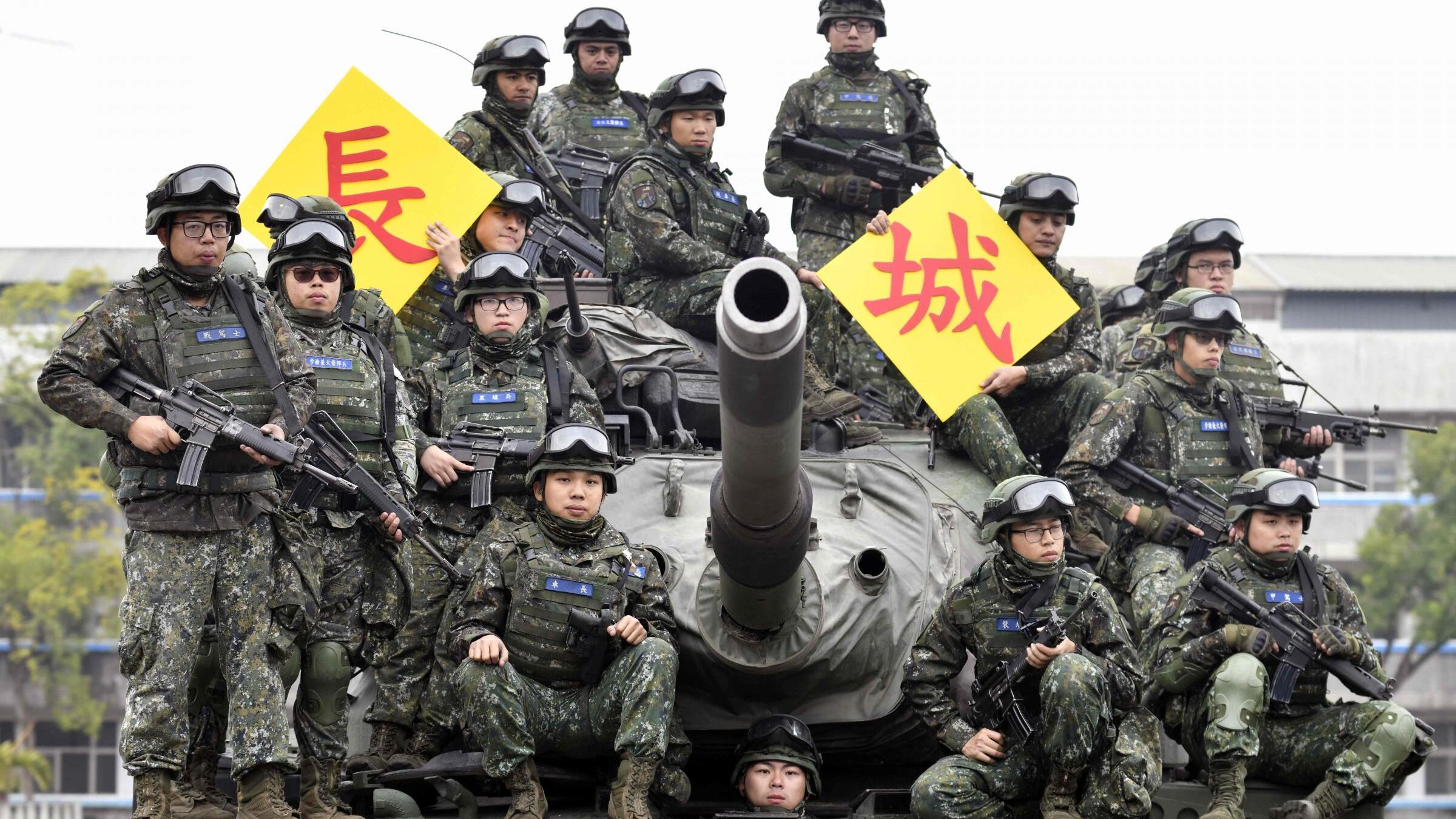 Taiwan apre ai dissidenti, ira Pechino
