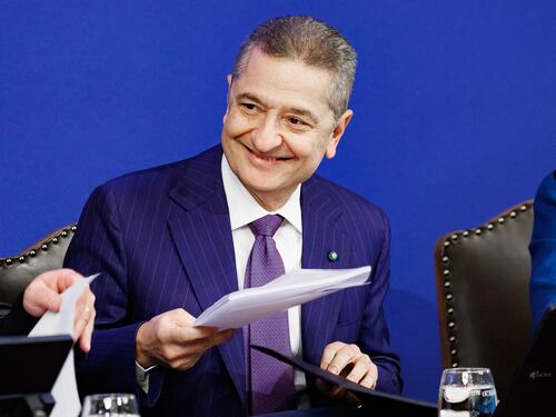 "Liberiamoci dal fardello del debito ma l'Europa deve fare molto di più"