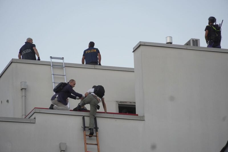 Altro sgombero a Firenze: liberato edificio dell'Asl Toscana 2