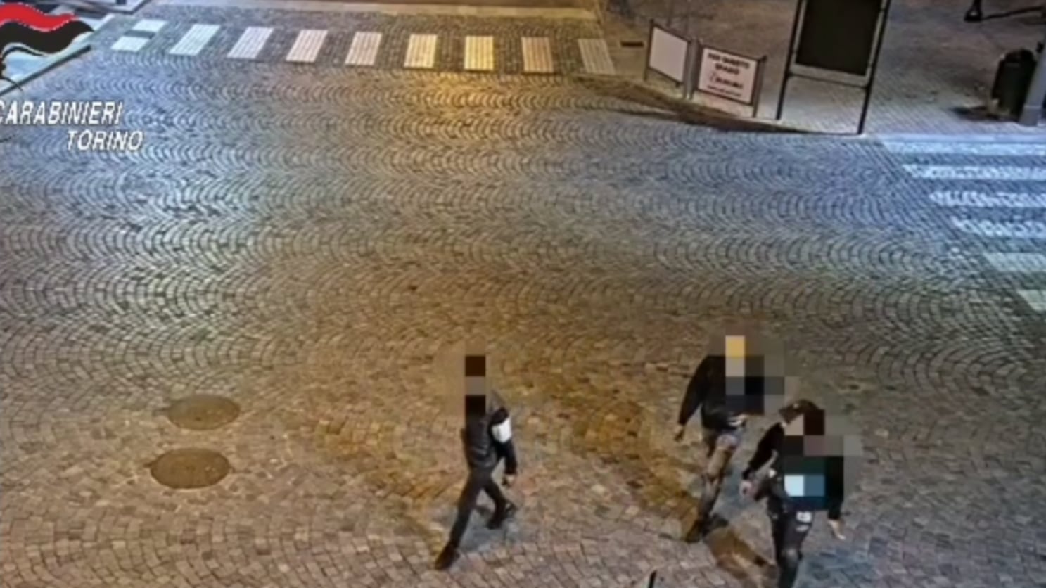 Rapine, pestaggi e stupro: l'orrore della baby gang di nordafricani a Torino