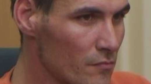 "Papà mi fa violentare da altri". Orrore su una bimba di 7 anni