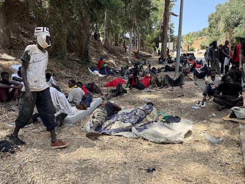 Ora l’Inghilterra deve spiegare ai migranti che non si stupra