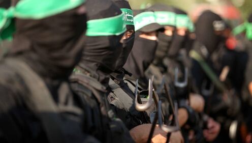 Hamas "diploma" le reclute del campo estivo 15