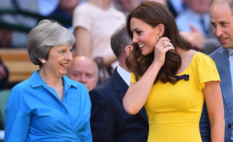 Kate Middleton e la Regina Elisabetta II, foto 1