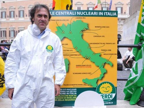 Il "pm" Bonelli denuncia tutti. Ma si dimentica di Soumahoro
