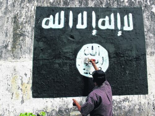 L'Isis le rapisce il figlio: "Lo rivuoi? Convertiti"