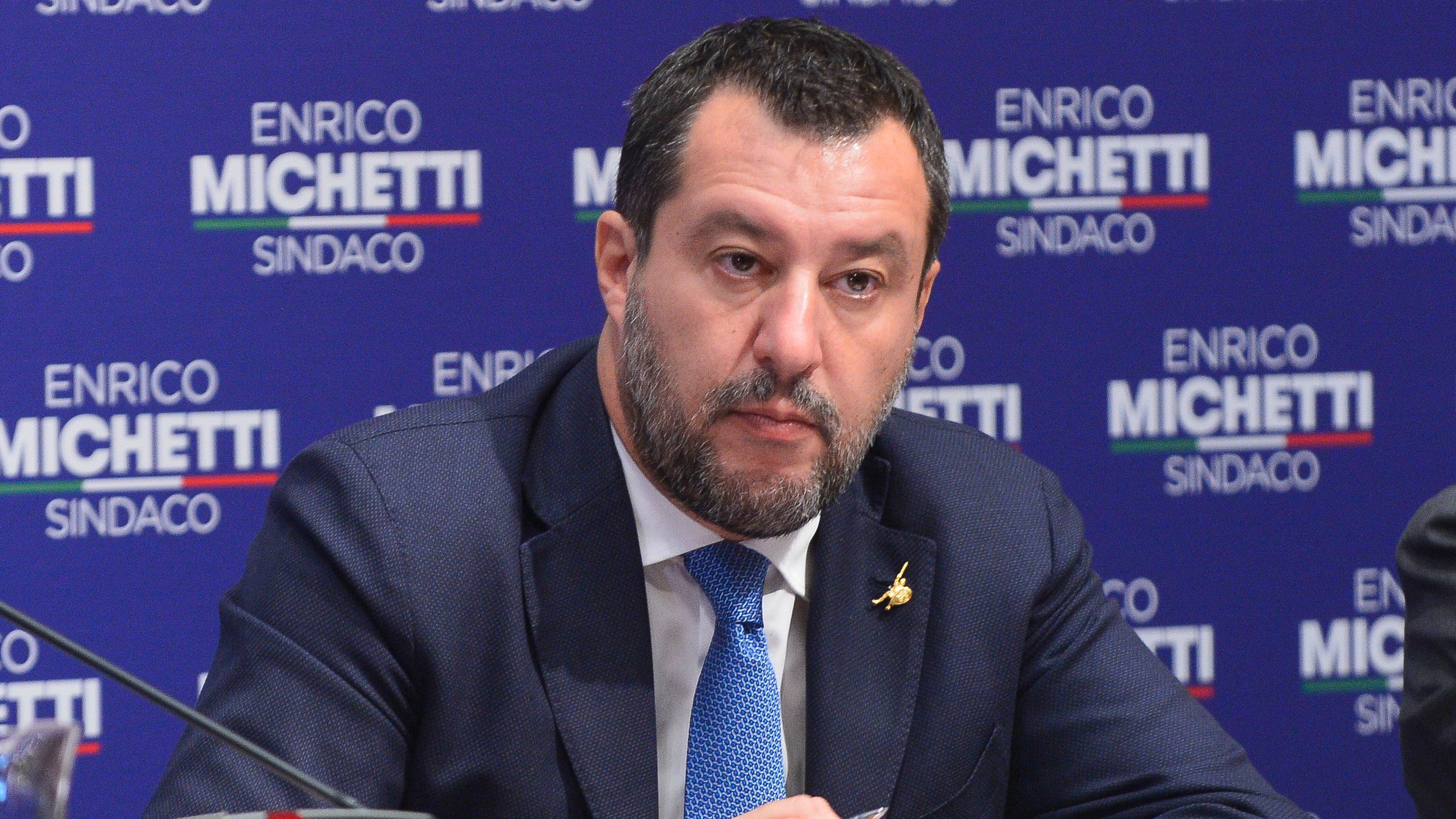 Salvini ricompatta le truppe. E al vertice con il premier vuol portare anche la Meloni