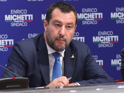Salvini ricompatta le truppe. E al vertice con il premier vuol portare anche la Meloni