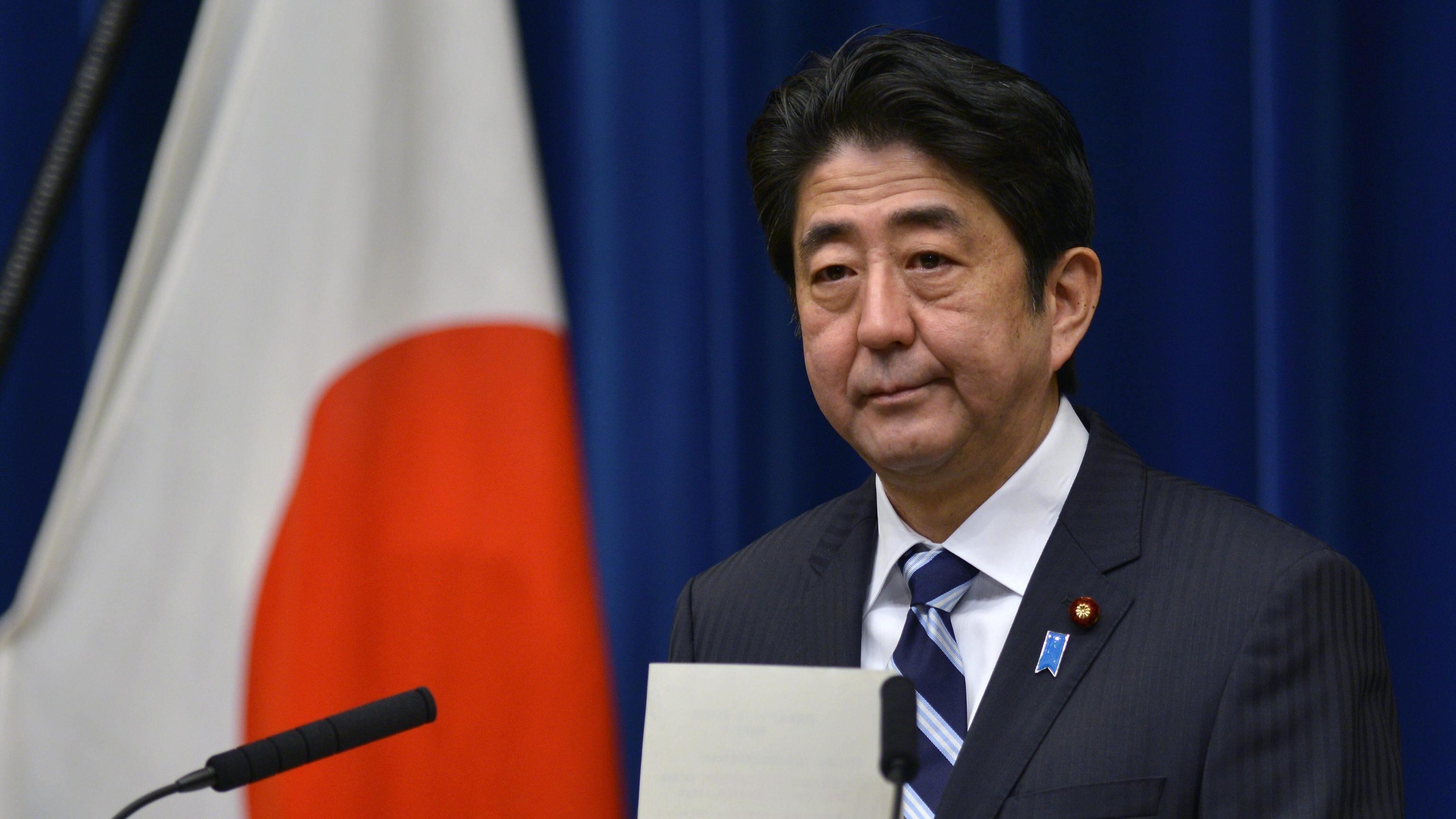 Giappone, dopo il crollo del pil Abe annuncia elezioni anticipate