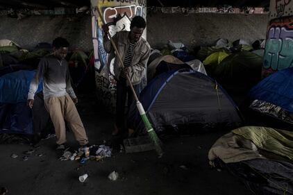 Ora Parigi sta diventando la nuova Calais 2