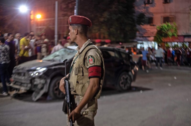 L'attentato contro l'istituto nazionale per il cancro a Il Cairo 6
