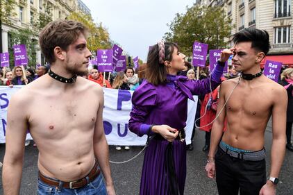 Francia, manifestazione contro la violenza sulle donne 1
