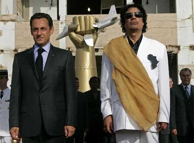Le immagini dell'incontro tra Gheddafi e Sarkozy 3