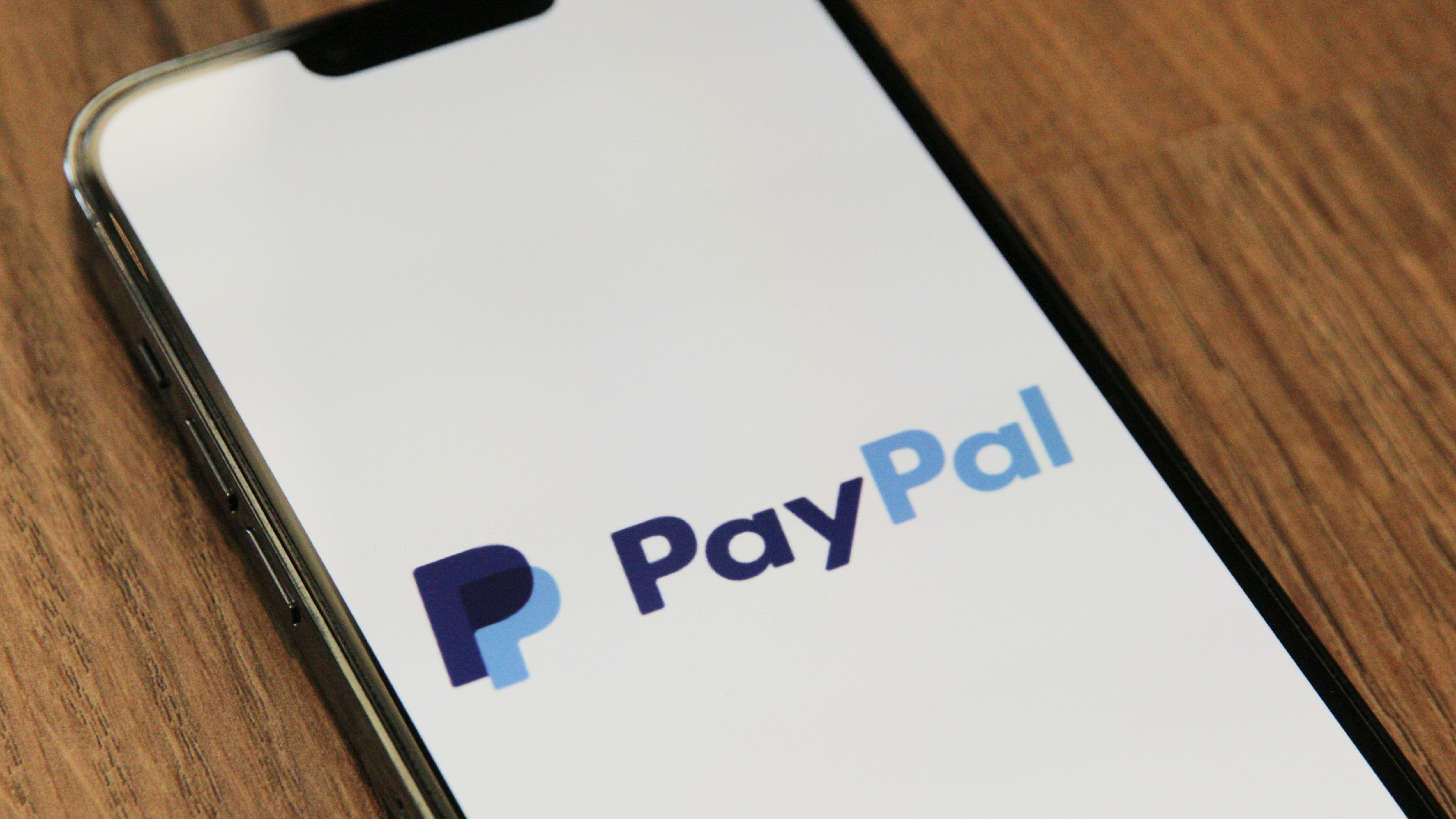 PayPal è già il passato: ormai il mondo paga con Apple & C.