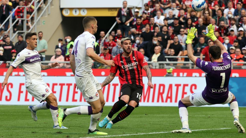 Il Milan vince soffrendo contro la Fiorentina