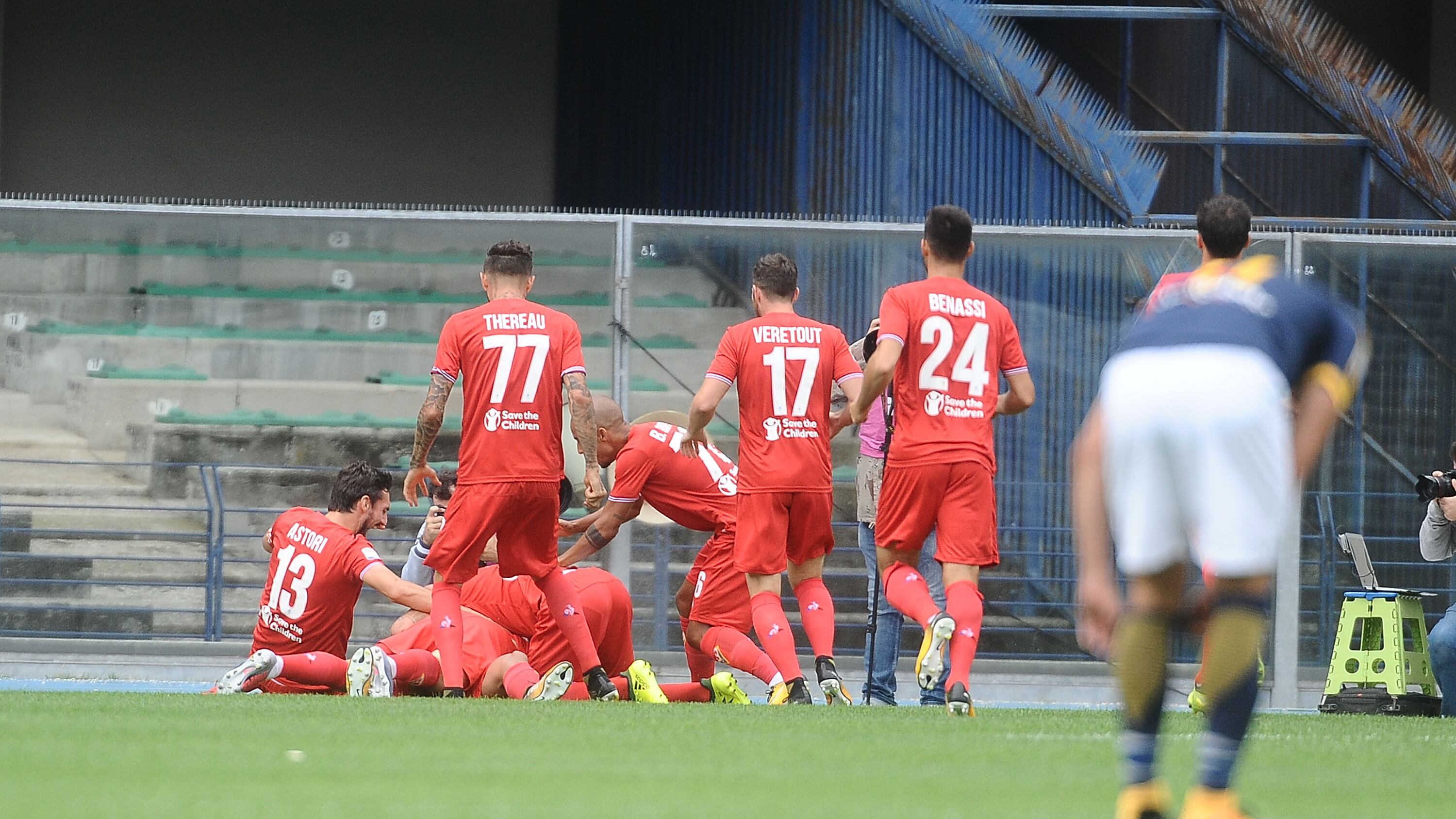 Disastro Verona: è pokerissimo viola