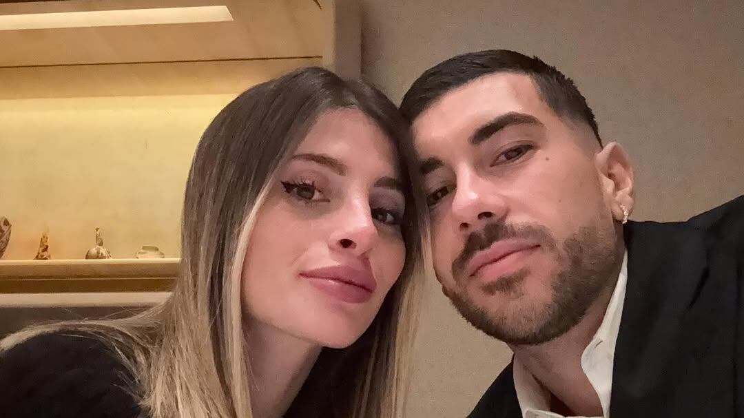 Chiara Nasti e Mattia Zaccagni denunciano la colf-influencer: si fotografava con abiti e gioielli della coppia