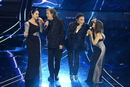 Sanremo 2024: ecco il look della quarta serata del Festival dei Ricchi e Poveri 1