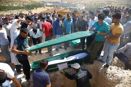 Gaziantep piange le vittime del terrorismo 10