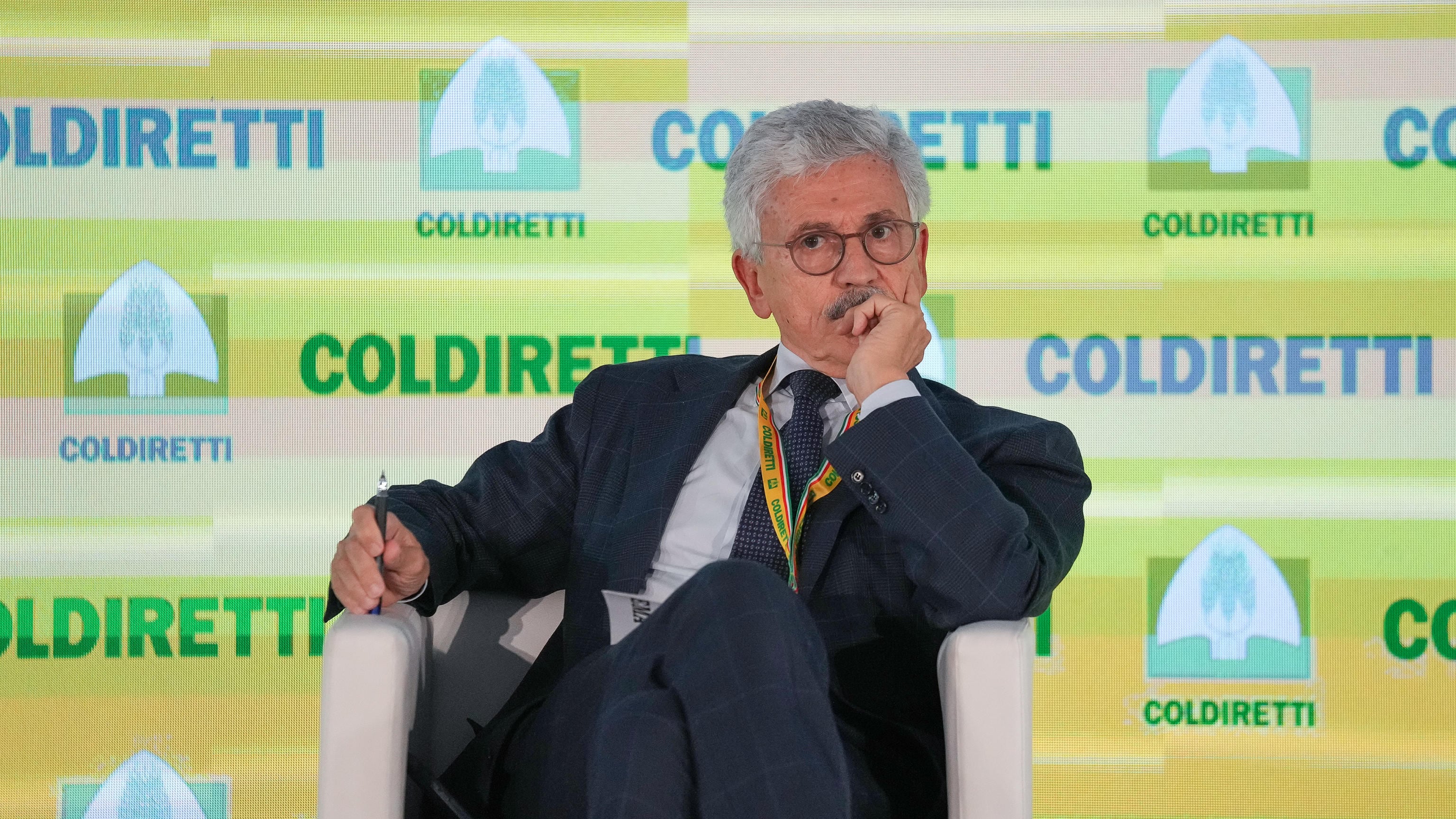 Lo zampino di D'Alema dietro Conte: così ha costruito la sinistra grillina