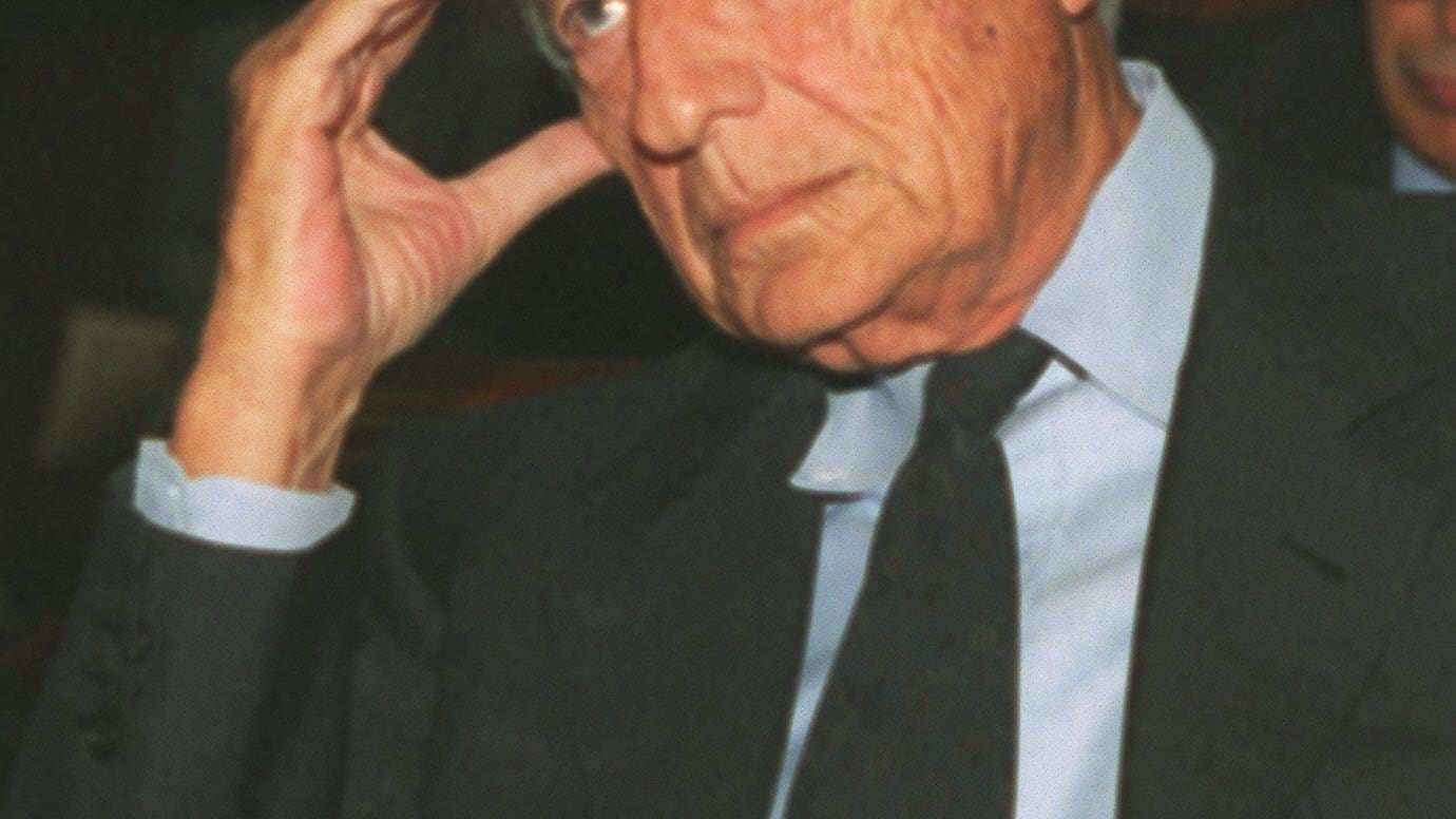Da Agnelli a Elkann: la famiglia resta in sella e riscopre l'auto