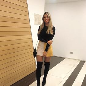 Agustina Gandolfo conquista i follower: gli scatti di lady Martinez 13