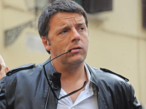 Il Pd naufraga sul congresso ma impallina la corsa di Renzi: rissa democratica sulle regole