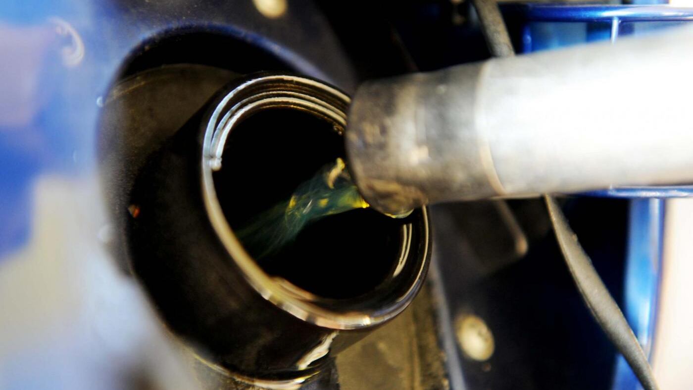 Il prezzo choc dei carburanti: quanto costa il gasolio