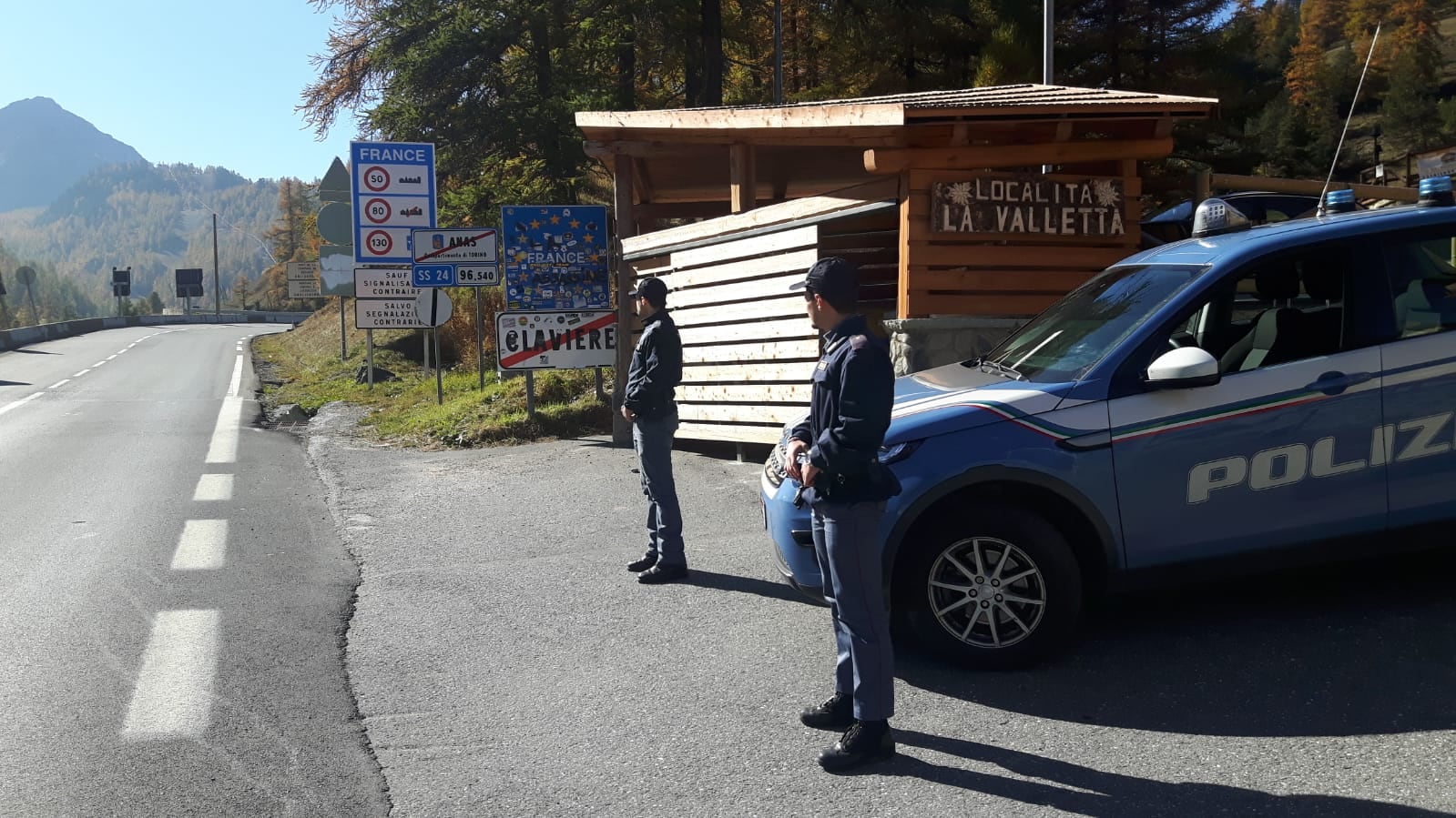 Migranti, la mossa del Viminale Polizia al confine con la Francia