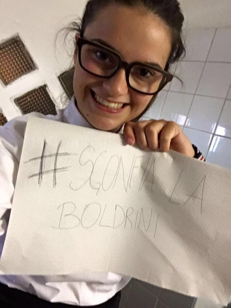 #sgonfialaboldrini: le petizione online contro Laura Boldrini 4