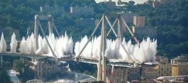 Il Ponte Morandi non esiste più 7