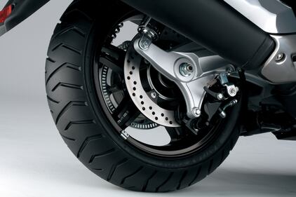 Suzuki Burgman 650 2013 18