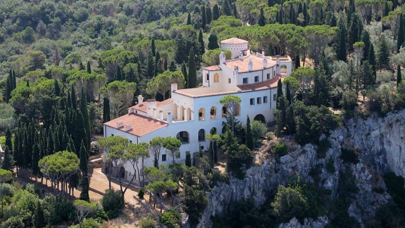 Villa Feltrinelli all'Argentario sequestrata per "abusi edilizi"