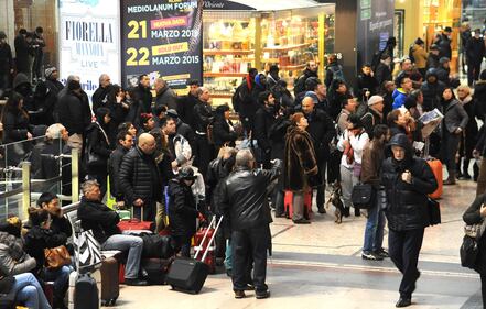 Blitz alla stazione di Bologna: treni in ritardo 5