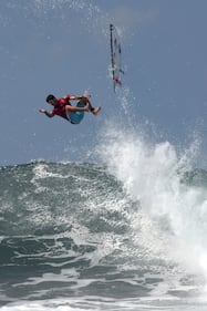 2018 World Surf League: i surfisti tra le onde 15