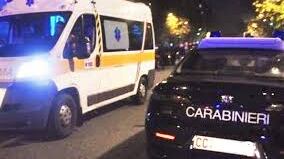 Carpentiere muore dissanguato sotto casa per un colpo sparato all'inguine nella notte