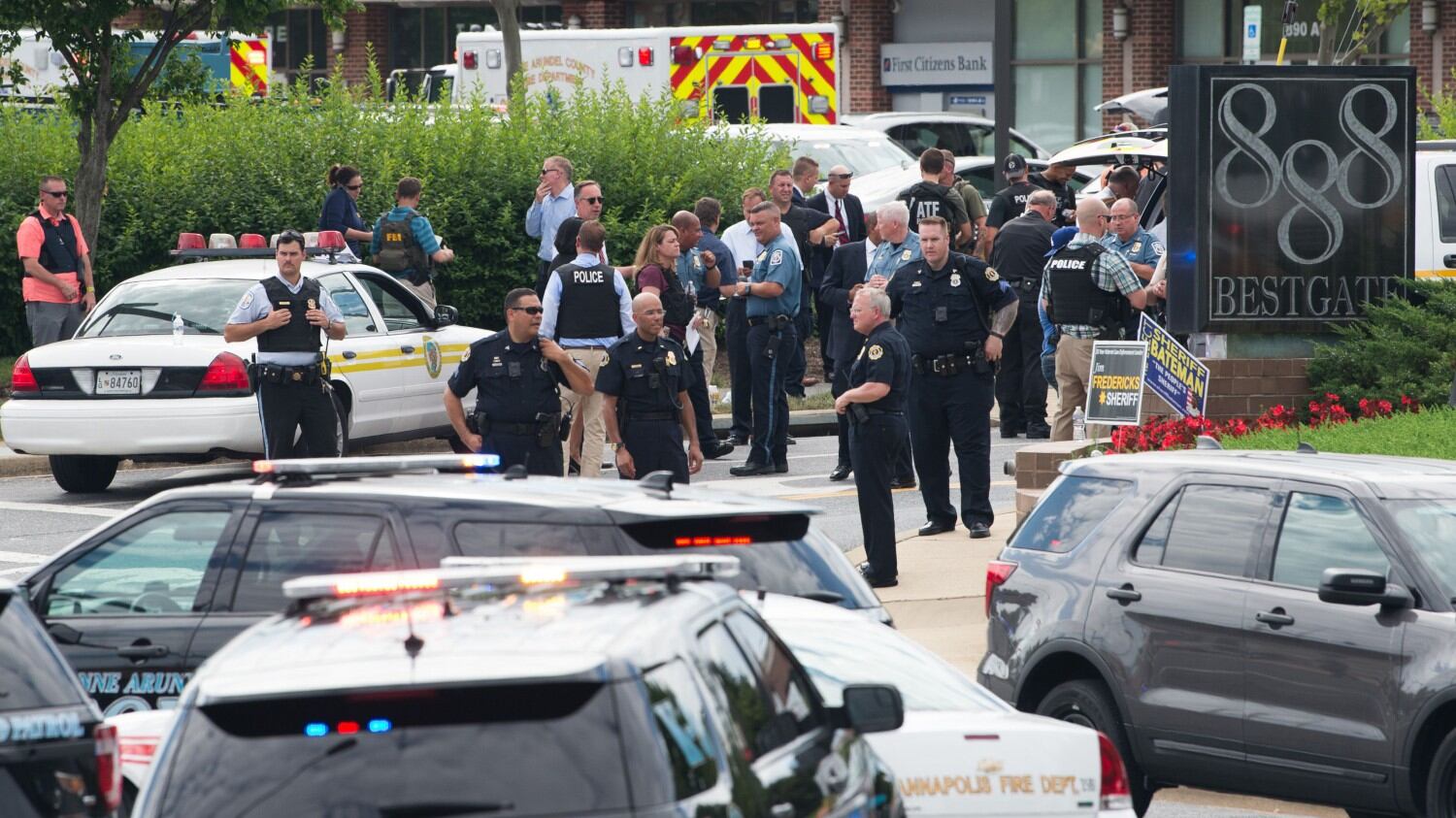 Maryland, sangue in redazione: almeno 5 morti in una sparatoria