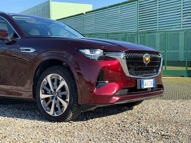 Mazda CX-80 3.3 Diesel: guarda la gallery del super SUV anche sette posti 4