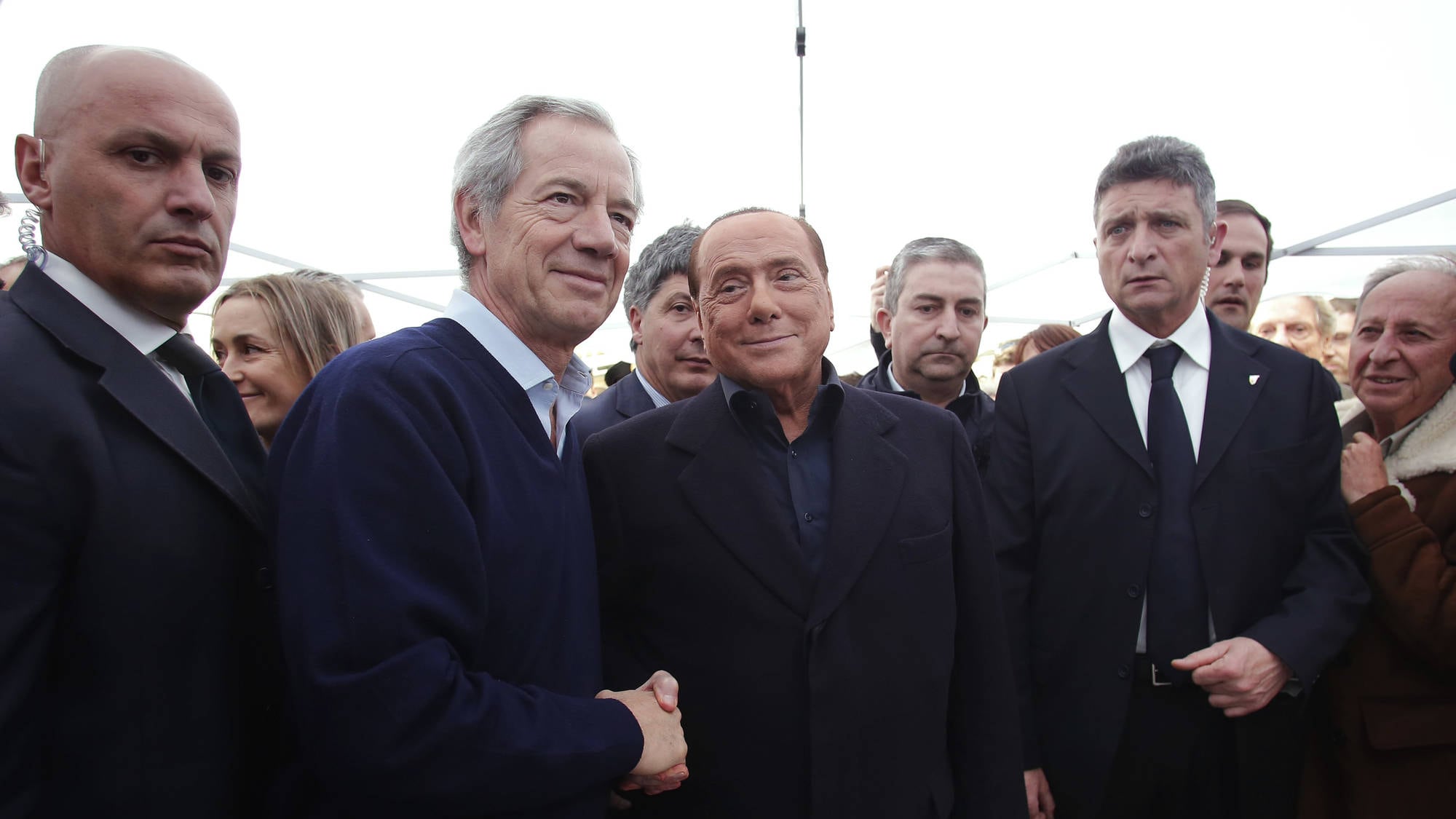 Silvio Berlusconi: "Convergere su Marchini? No, Bertolaso deve decidere"