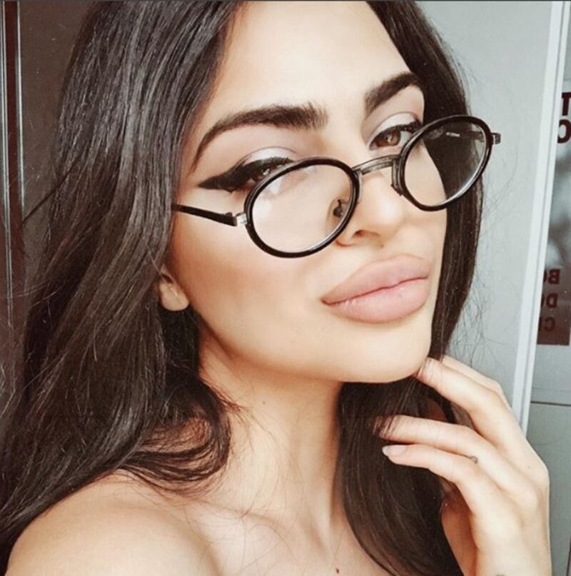Chi è la modella australiana Newsha Syeh 3