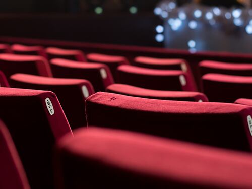 Parla la marocchina scambiata per terrorista al cinema: "Mi sono vergognata"