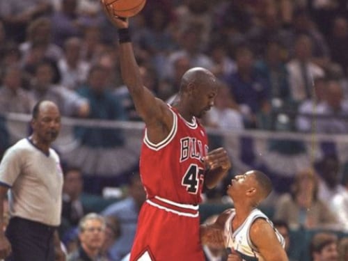 Muggsy, il piccolo gigante che sfidò Michael Jordan