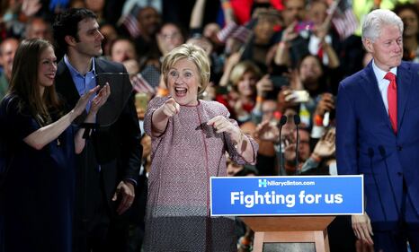 Hillary festeggia la vittoria 2