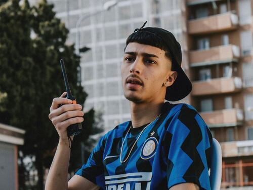 Il rapper rapinatore: "Ho cambiato vita, ora sono ricco"