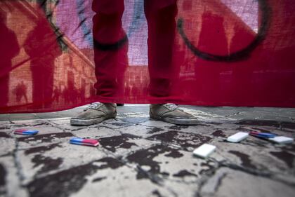 Milano, scontri tra i manifestanti e le forze dell'ordine 5