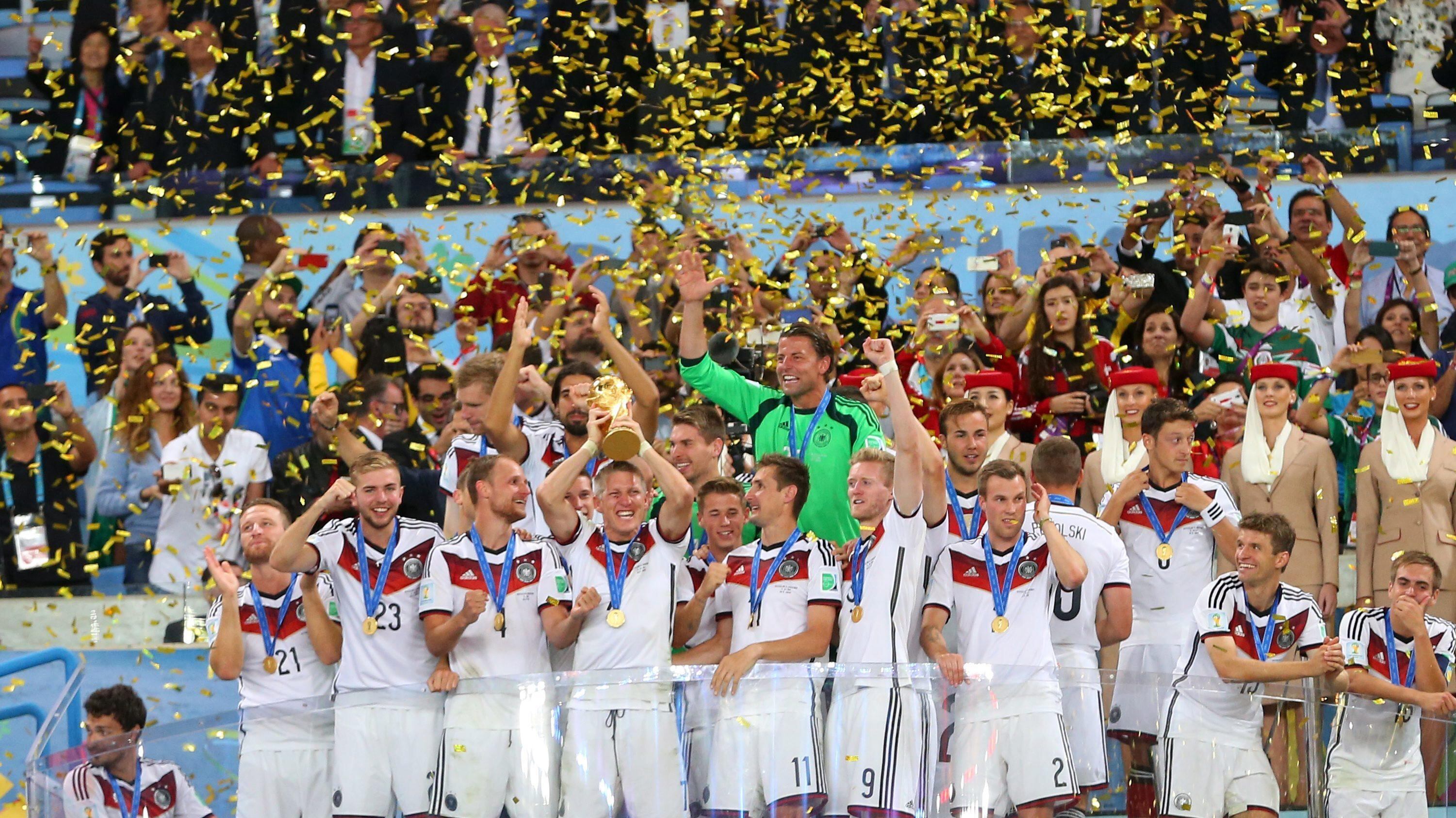 Goetze talento di Germania riscatta i peccati delle stelle