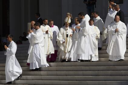 Fatima, Francisco e Giacinta sono santi 4